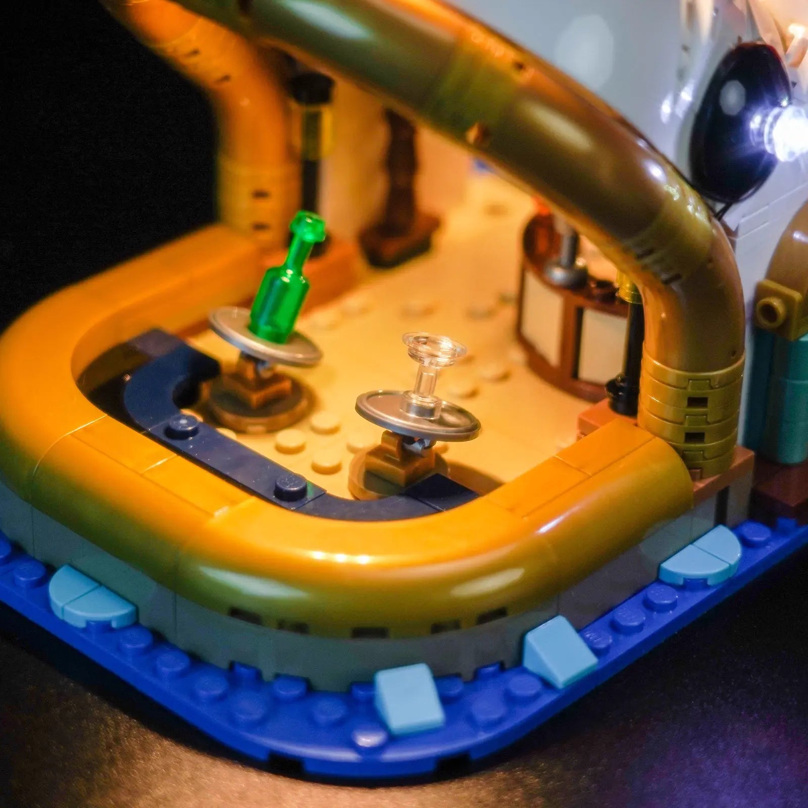 Kit d'éclairage pour LEGO® One Piece Le restaurant flottant Baratie #75640