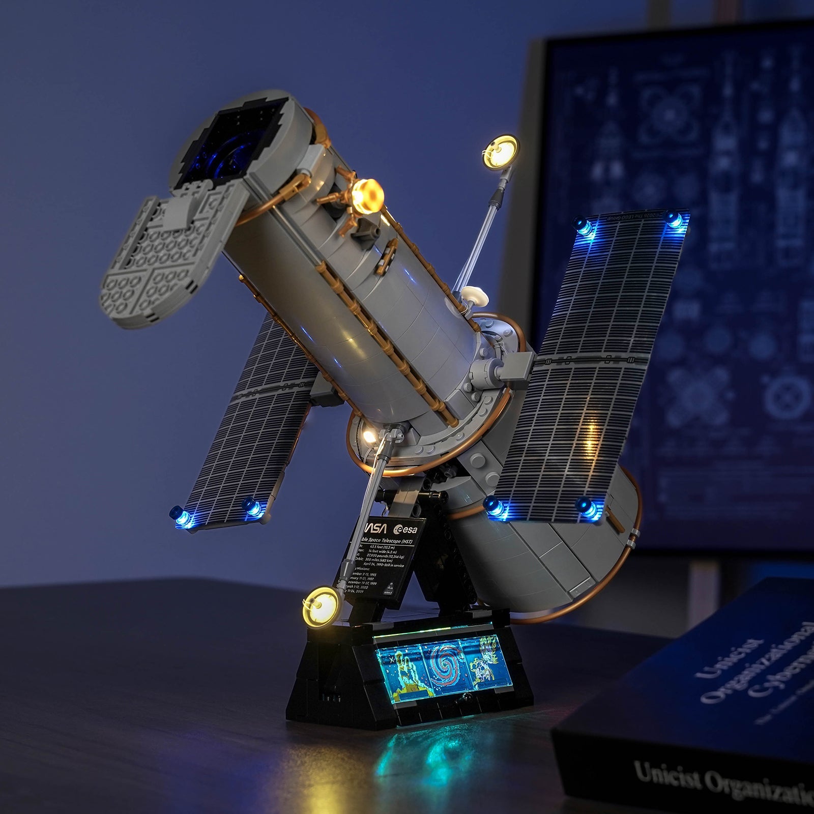 Kit LED pour LEGO® Le télescope spatial Hubble #11382