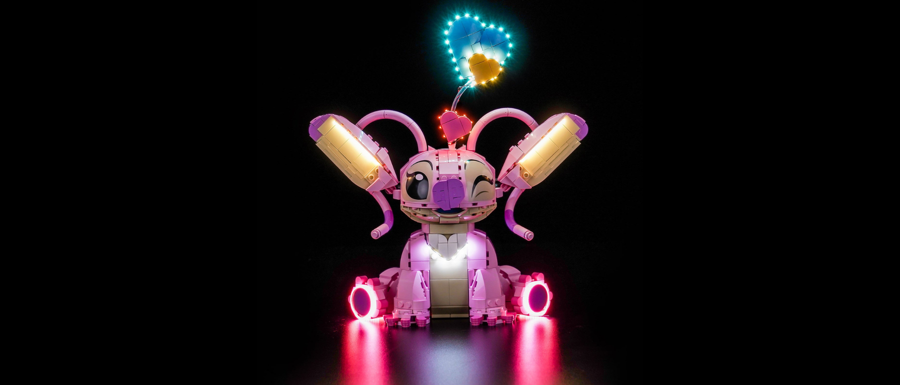 LED-Beleuchtungsset für LEGO® Angel #43257 — lit with the LED light kit