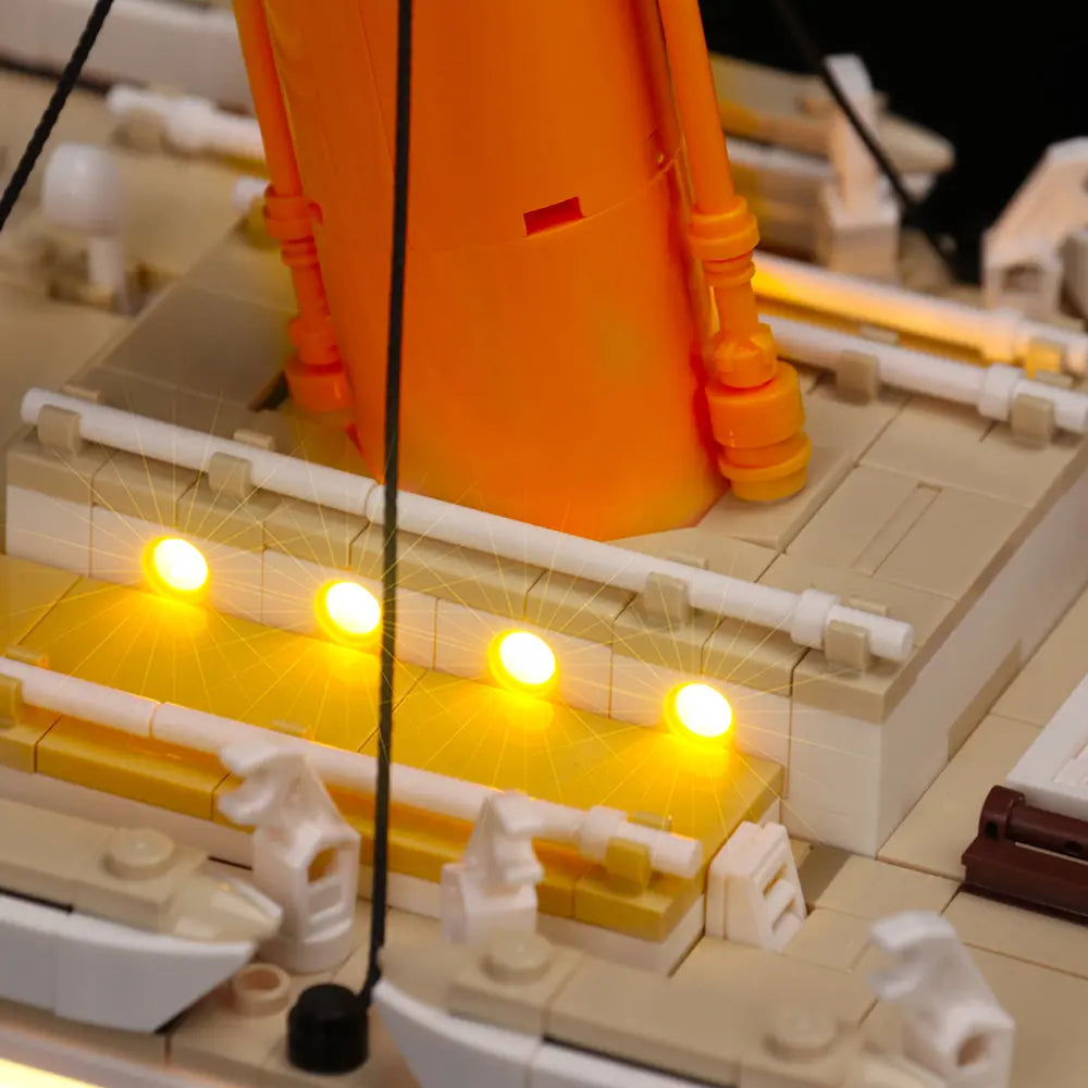 The Promenade Decks — Light Kit for LEGO® Titanic #10294