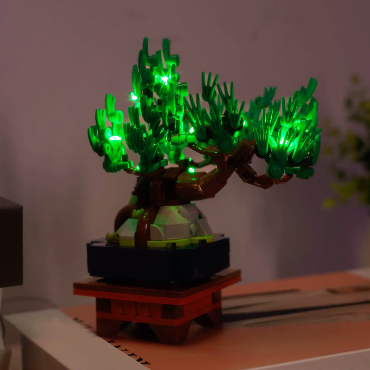 L'art du design japonais — Kit LED pour LEGO® Mini bonsaïs #10373
