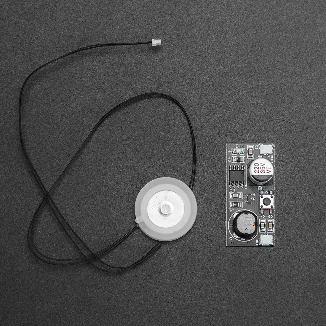 DIY Spray Module for LEGO® Building Blocks shown in full