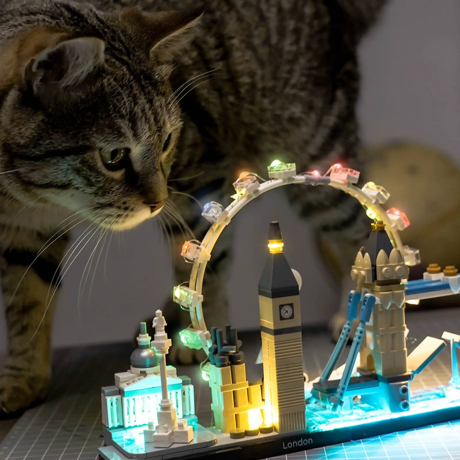 Light Kit for LEGO® City Skyline Series: London #21034