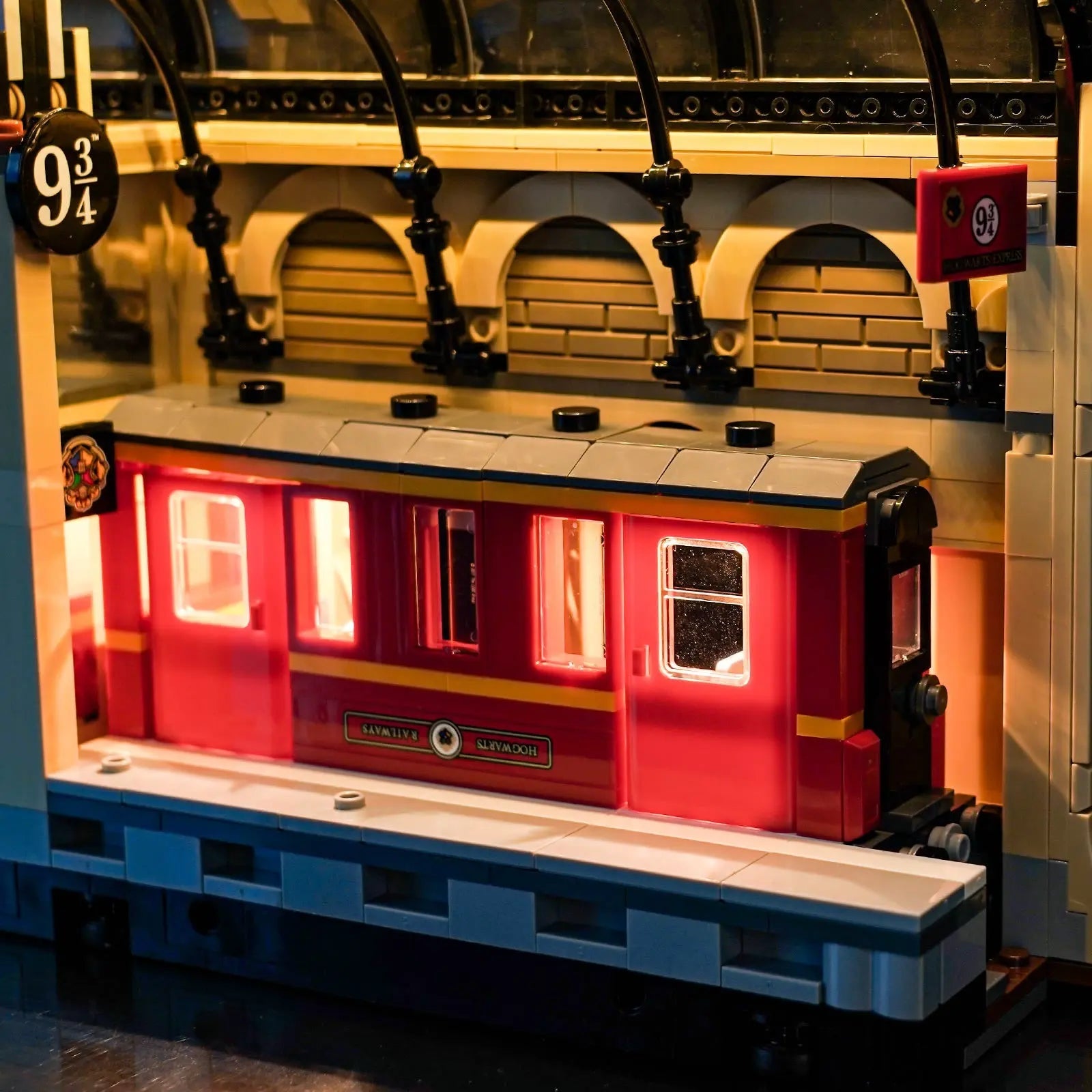 Light Kit for LEGO® Harry Potter Book Nook: Hogwarts™ Express 76450 - Bright My Bricks