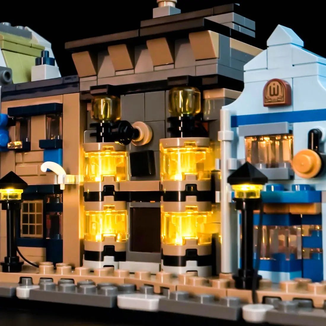 Light Kit for LEGO® Harry Potter™ Diagon Alley™: Wizarding Shops 76444 - Bright My Bricks