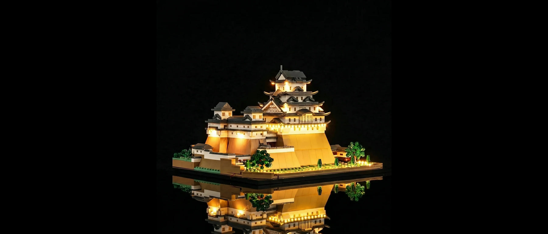 Kit LED pour LEGO® Le château d'Himeji #21060 — lit with the LED light kit
