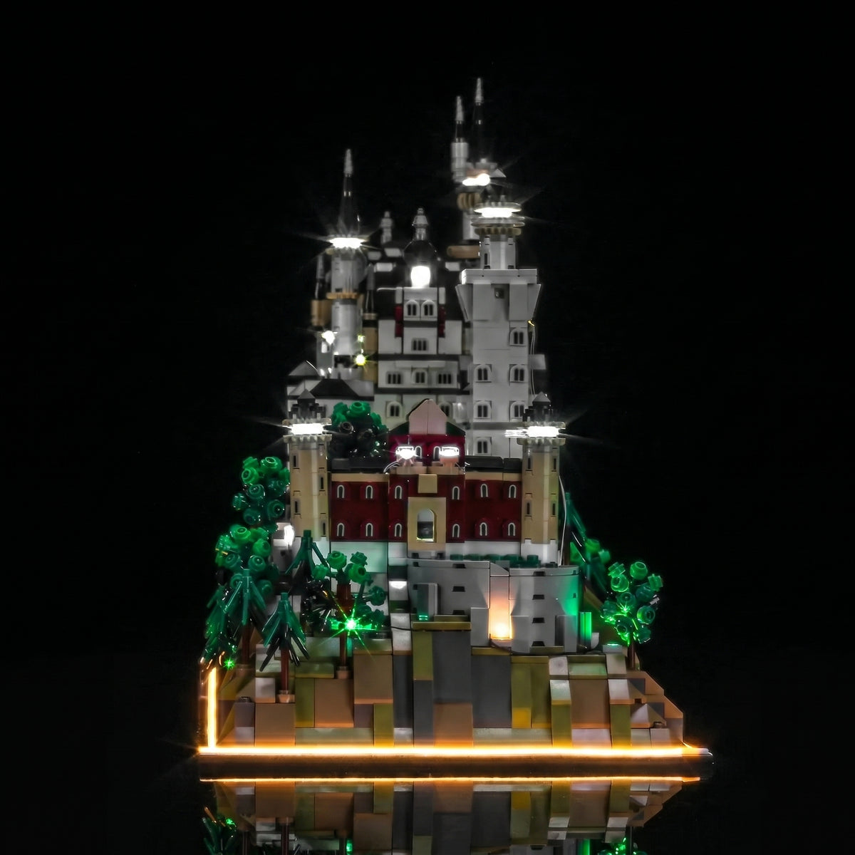 LED kit powered on: Bright My Bricks LED light kit for LEGO® Architecture Neuschwanstein Castle #21063