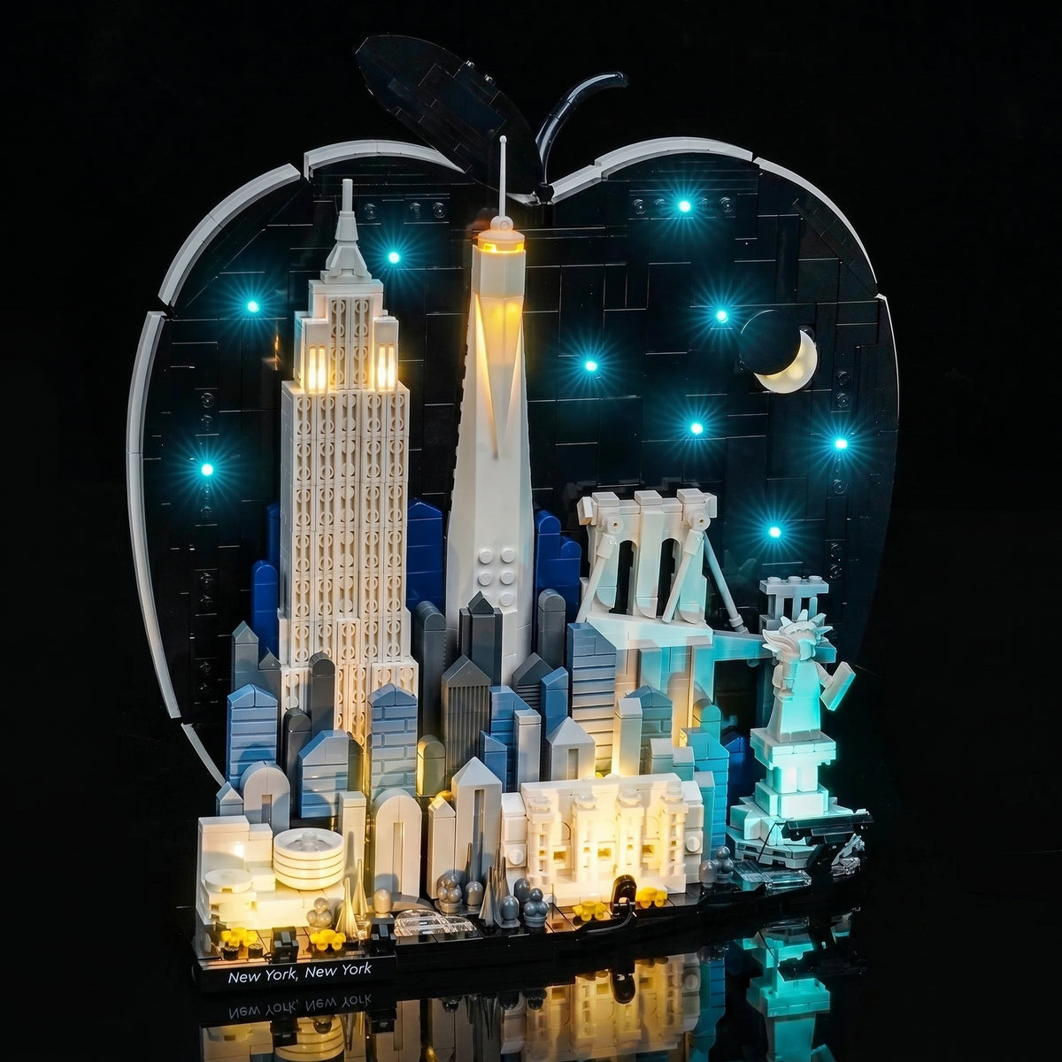 front view fully lit: Bright My Bricks light kit for LEGO® Architecture New York City #21066