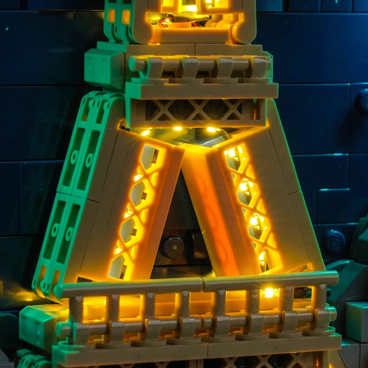 Bright My Bricks LED light kit for LEGO® Architecture Paris #21064 — LED strips and bricks detail