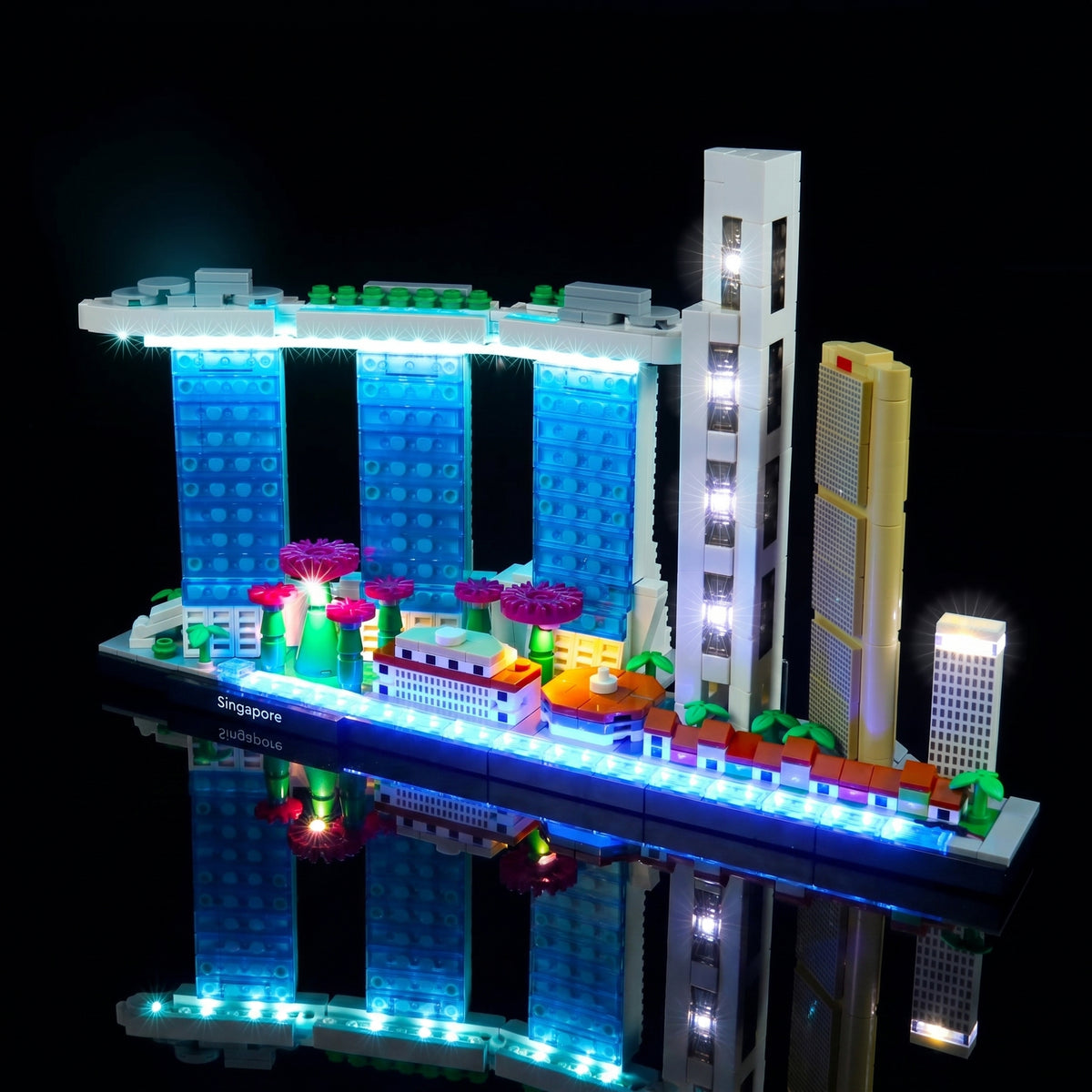 LEGO Architecture Singapore #21057 LED lighting detail