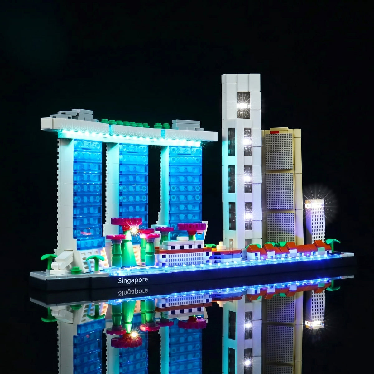 Light Kit LEGO Architecture Singapore #21057 display view