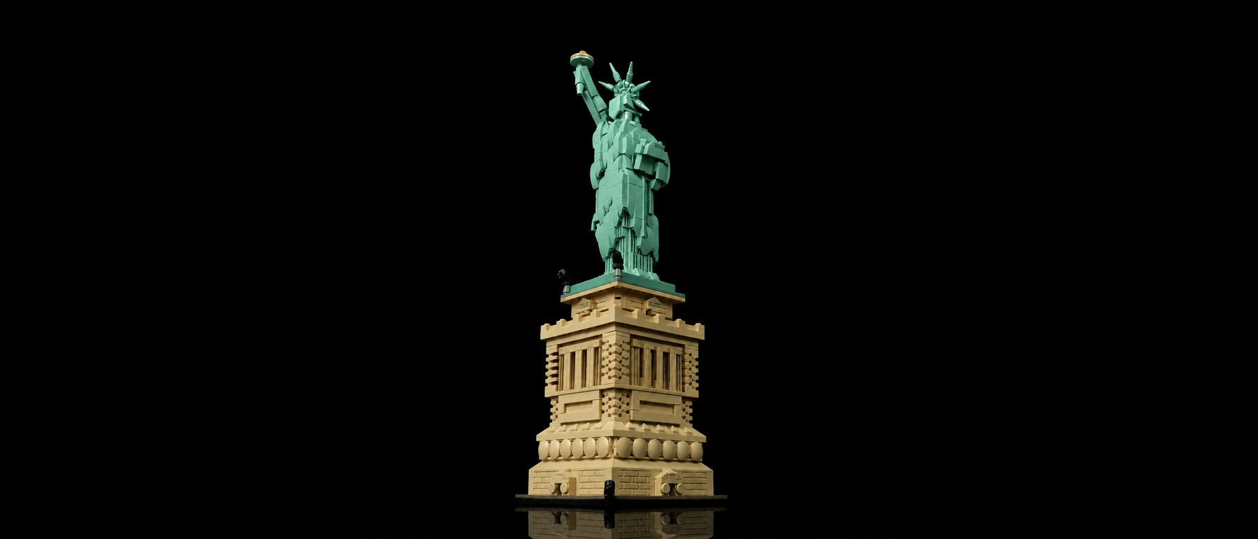 Light Kit for LEGO® Architecture Statue of Liberty #21042 — standard build, without the LED light kit