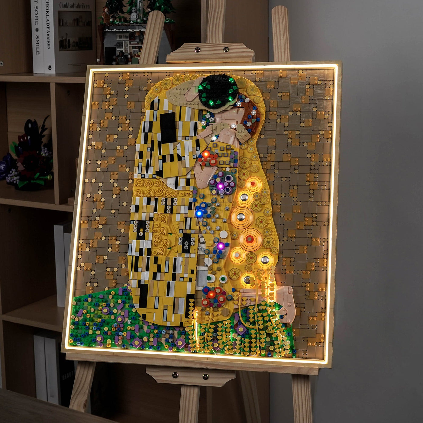 Bright My Bricks LED light kit for LEGO® Art Gustav Klimt – The Kiss #31221 — fully illuminated on display