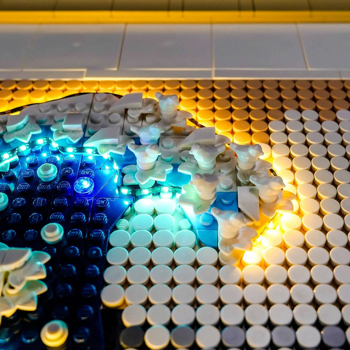 display lighting in a dark room: Bright My Bricks premium LED light kit for LEGO® Art Hokusai #31208