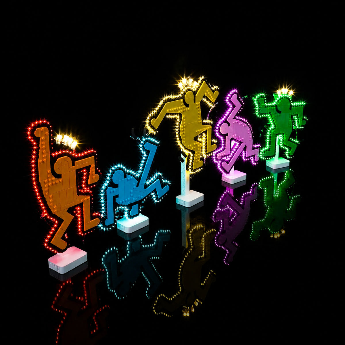 LEGO® Art Keith Haring #31216 — fully illuminated on display (light kit)