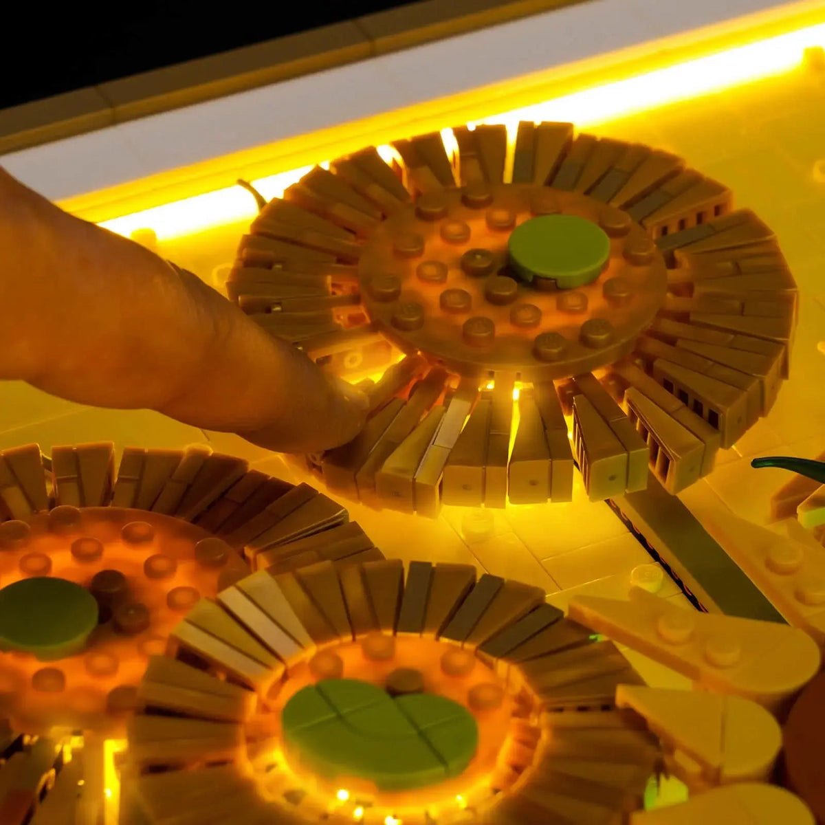Bright My Bricks LED light kit for LEGO® Art Vincent van Gogh Sunflowers #31215 — close-up of the LED lighting detail