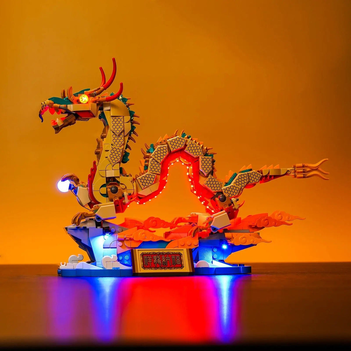 LEGO® Auspicious Dragon #80112 — close-up of the LED lighting detail (premium LED light kit)