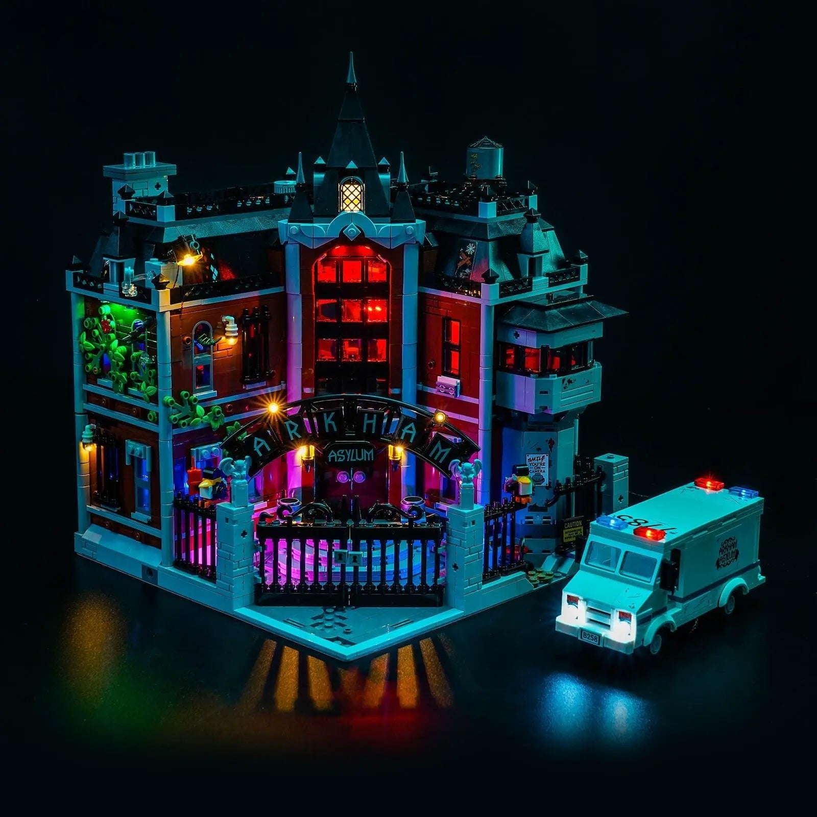 Light Kit LEGO Batman Arkham Asylum #76300 display view
