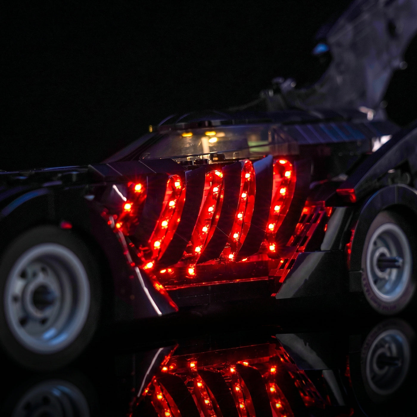 Light_Kit_for_LEGO_Batman_Forever_Batmobile_76304_Bright_My_Bricks_12