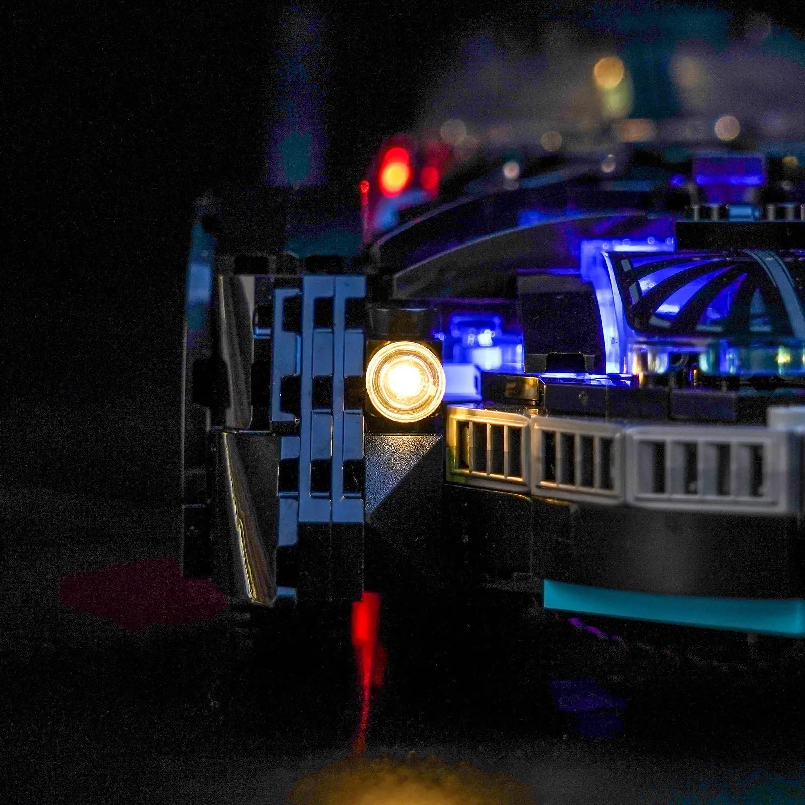 LEGO Batman Forever Batmobile #76304 LED lighting detail