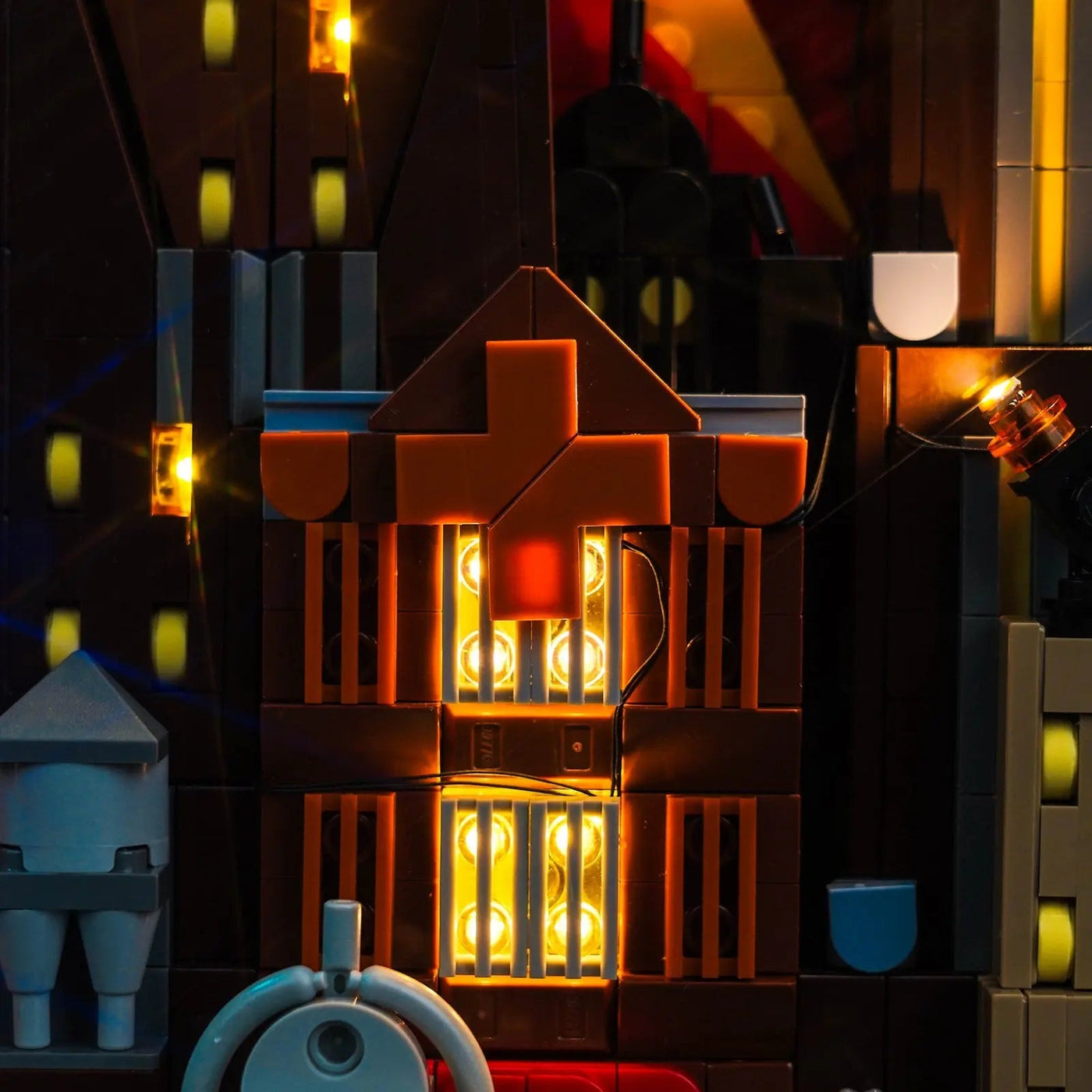 LEGO® Batman: The Animated Series Gotham City #76271 — brightened interior detail (LED light kit)
