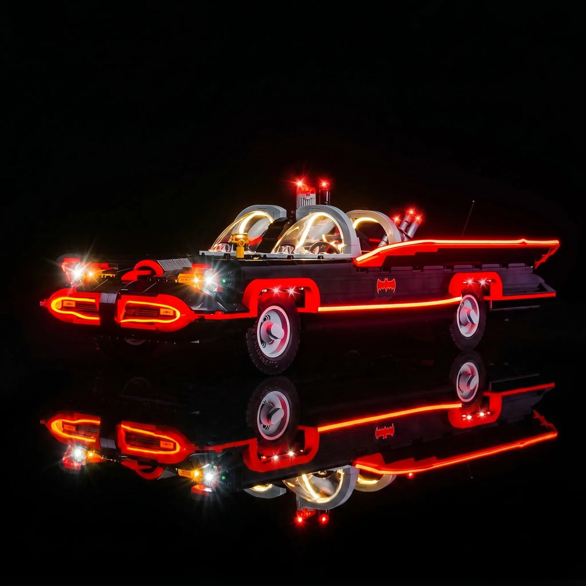 LEGO® Batman: The Classic TV Series Batmobile #76328 — lighting effect on the build (LED lights)
