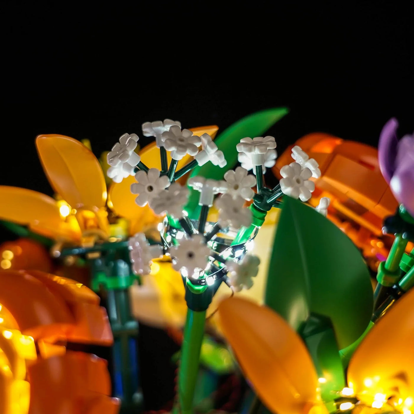 LED lighting kit for LEGO® Botanicals Flower Arrangement #10345, before-and-after lighting
