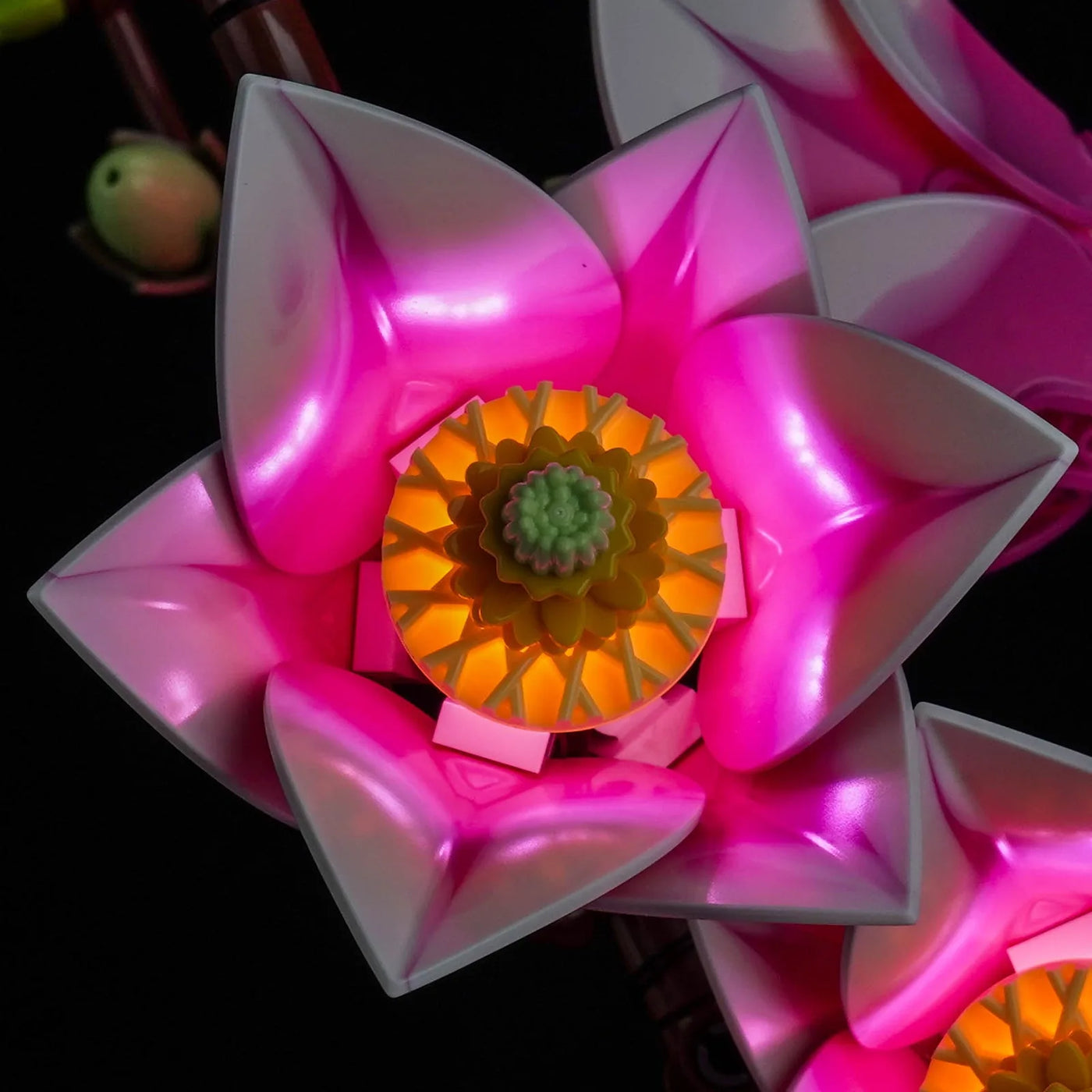 close-up of the LED lighting detail: Bright My Bricks LED lights for LEGO® Botanicals Magnolia Branches #11510
