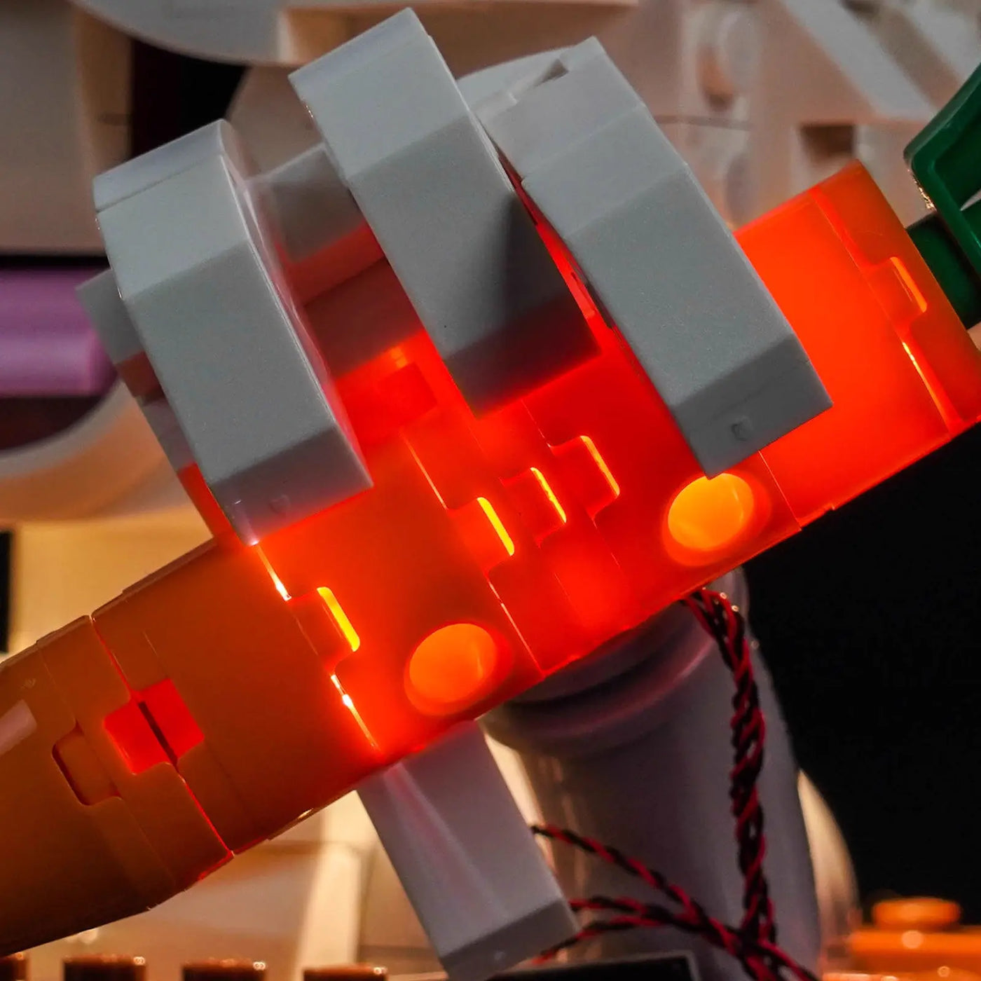 LEGO® Bugs Bunny #40920 — before-and-after lighting (RGB LED light kit)
