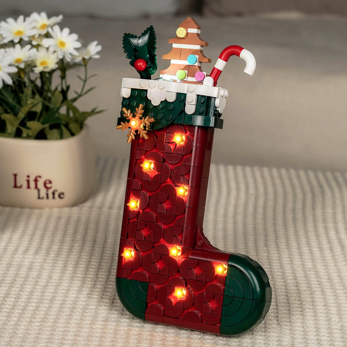 Lichtset für LEGO® Weihnachtsstrumpf #40958 – beleuchtete Ansicht 1