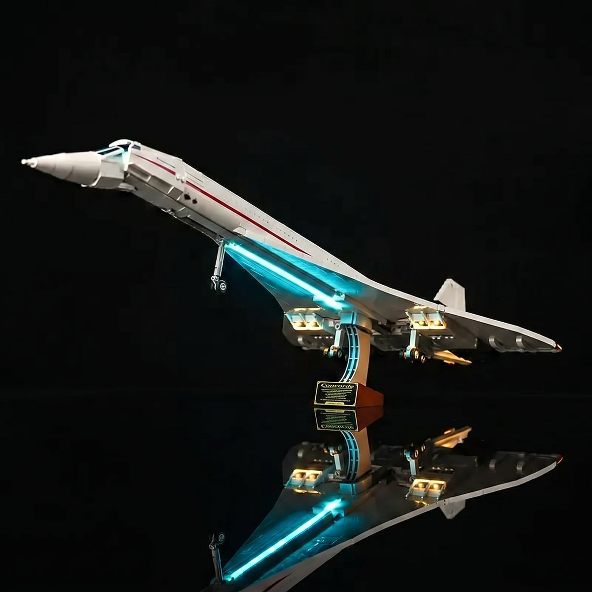 illuminated at night: Bright My Bricks premium LED light kit for LEGO® Concorde #10318