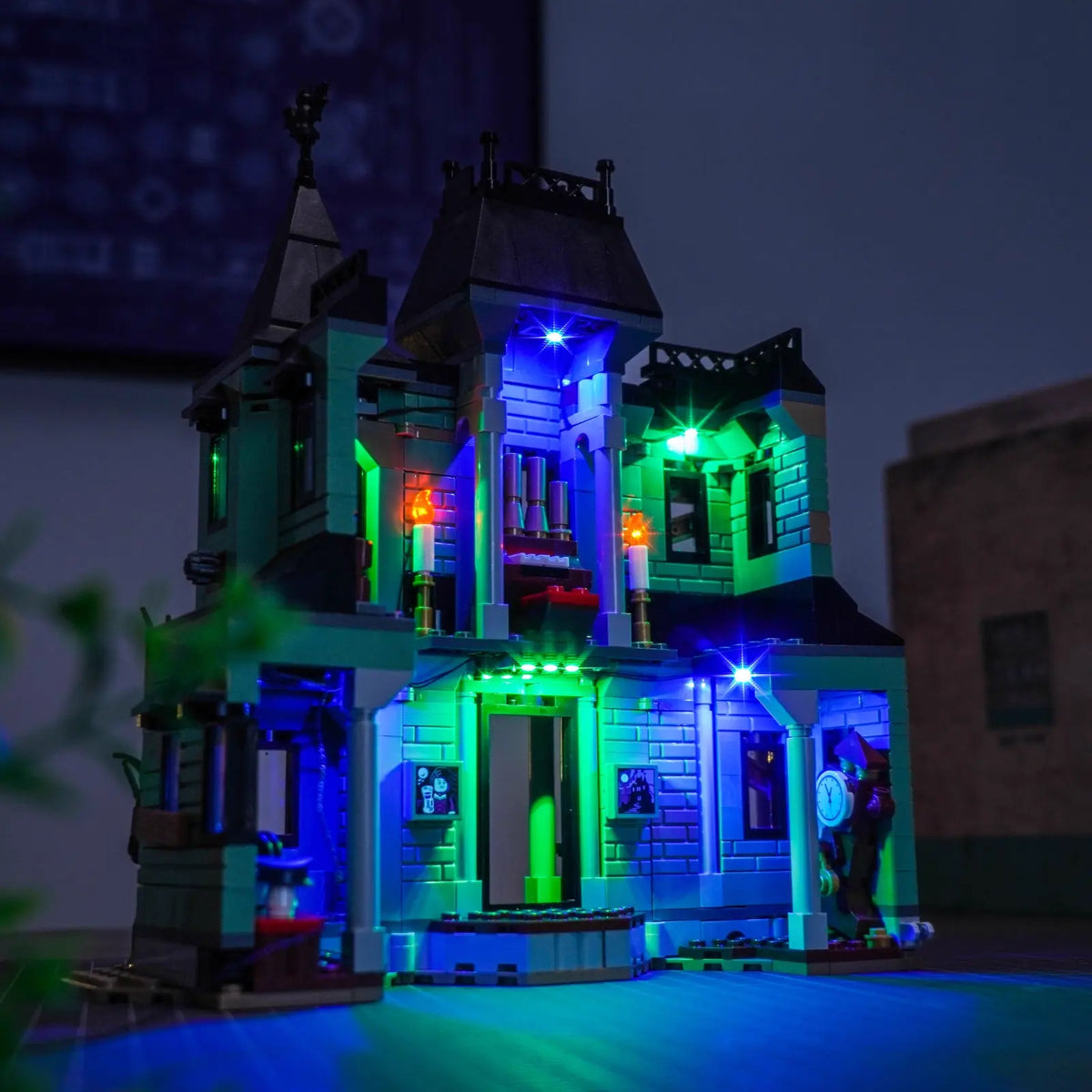 Bright My Bricks custom LED lighting for LEGO® Creator 3-in-1 Haunted Mansion #31167 — display lighting in a dark room