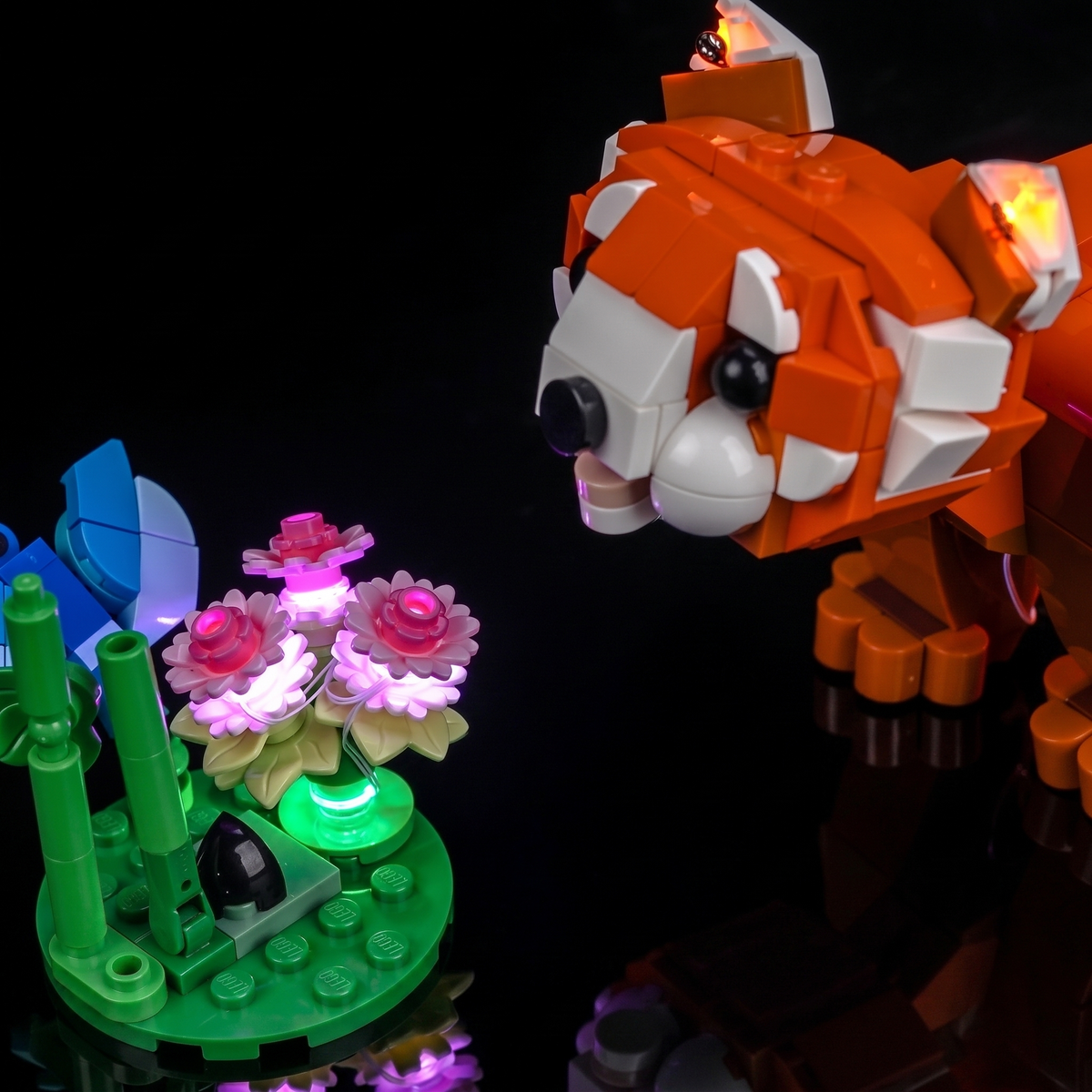 LED lights for LEGO® Creator Cute Animals: Red Panda #31394, seen from another angle, lit