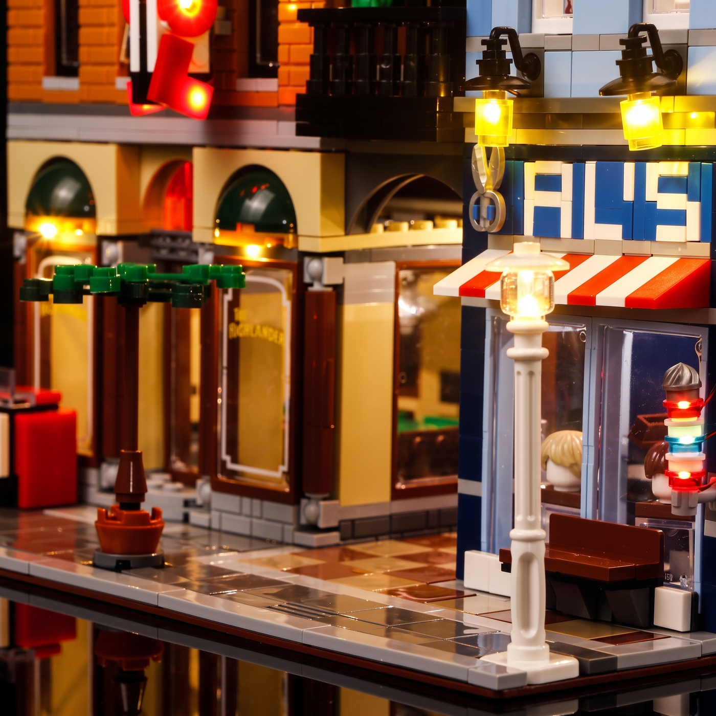 warm LED glow detail: Bright My Bricks LED lighting kit for LEGO® Creator Expert Detective's Office #10246