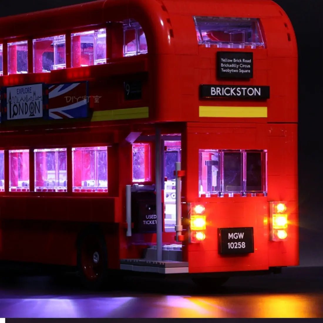 LED light kit for LEGO® Creator Expert London Bus #10258, illuminated at night