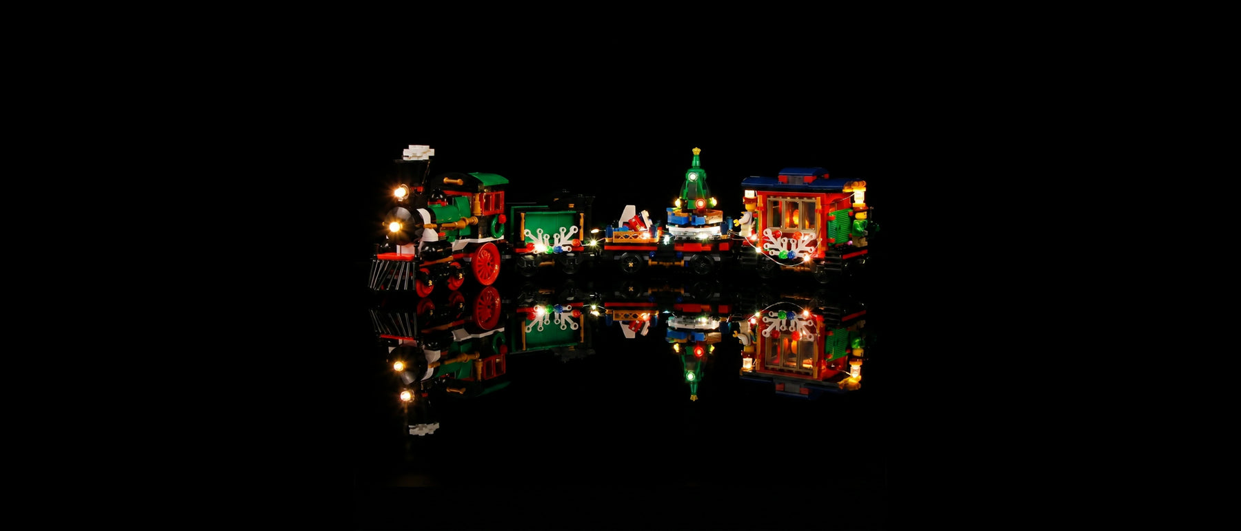 Kit LED pour LEGO® Le train de Noël #10254 — lit with the LED light kit