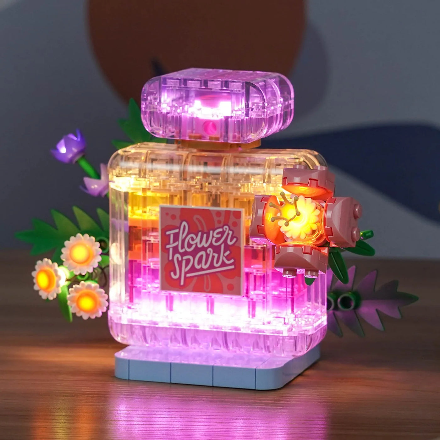 LEGO® Creator Floral Decor Perfume Bottle #31383 — lighting effect on the build (light kit)