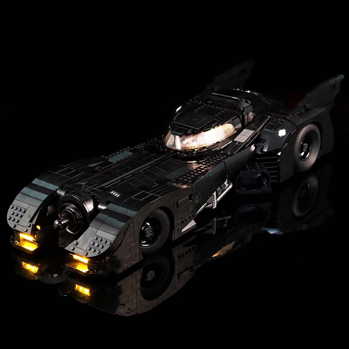 Light_Kit_for_LEGO_DC_1989_Batmobile_76139_Bright_My_Bricks