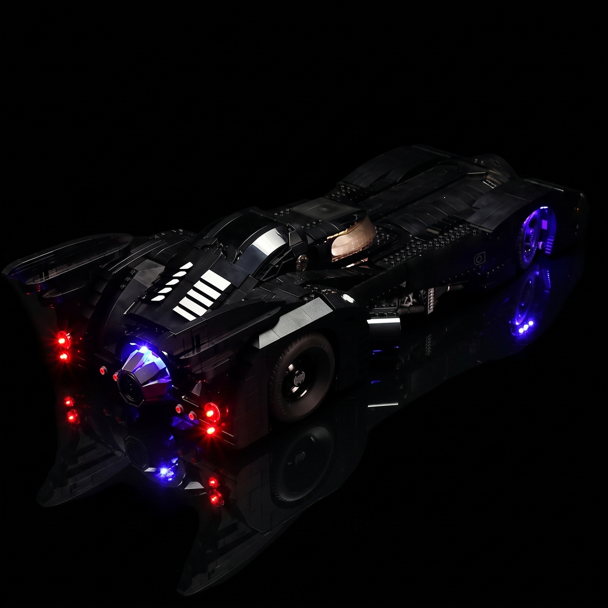 Light_Kit_for_LEGO_DC_1989_Batmobile_76139_Bright_My_Bricks_7