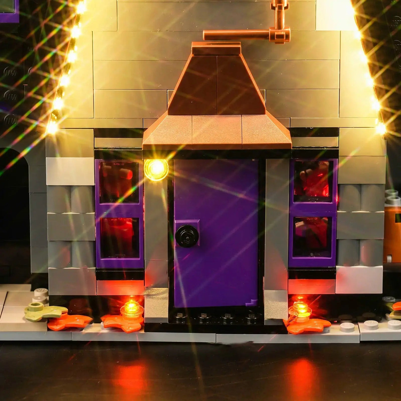 Bright My Bricks display light kit for LEGO® Despicable Me 4 Minions and Gru’s Family Mansion #75583 — LED kit powered on