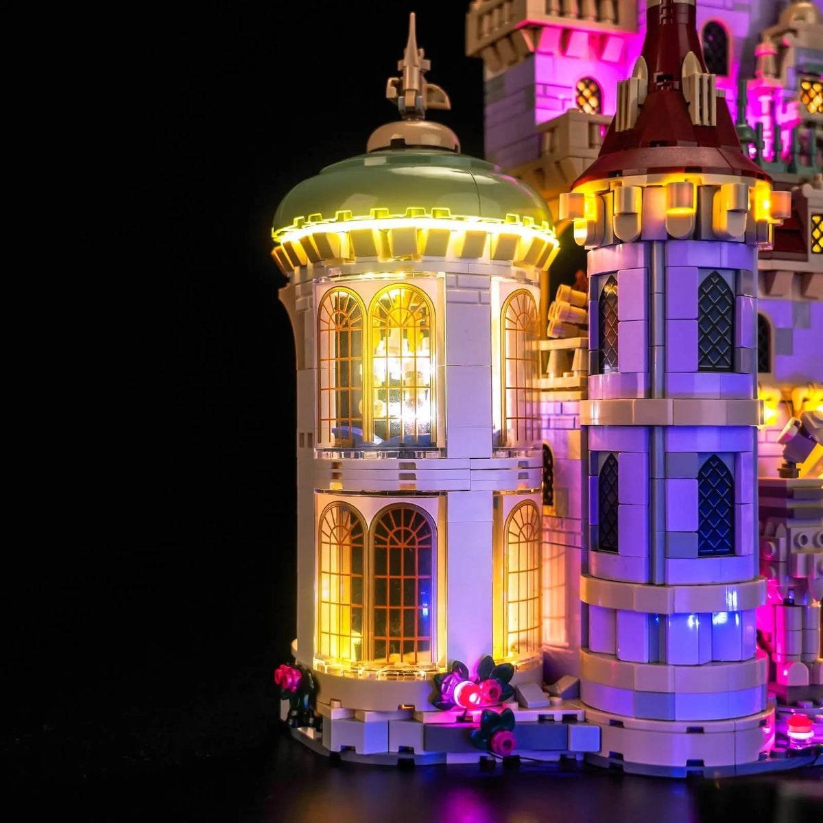 light kit for LEGO® Disney Beauty and the Beast Castle #43263, lighting effect on the build