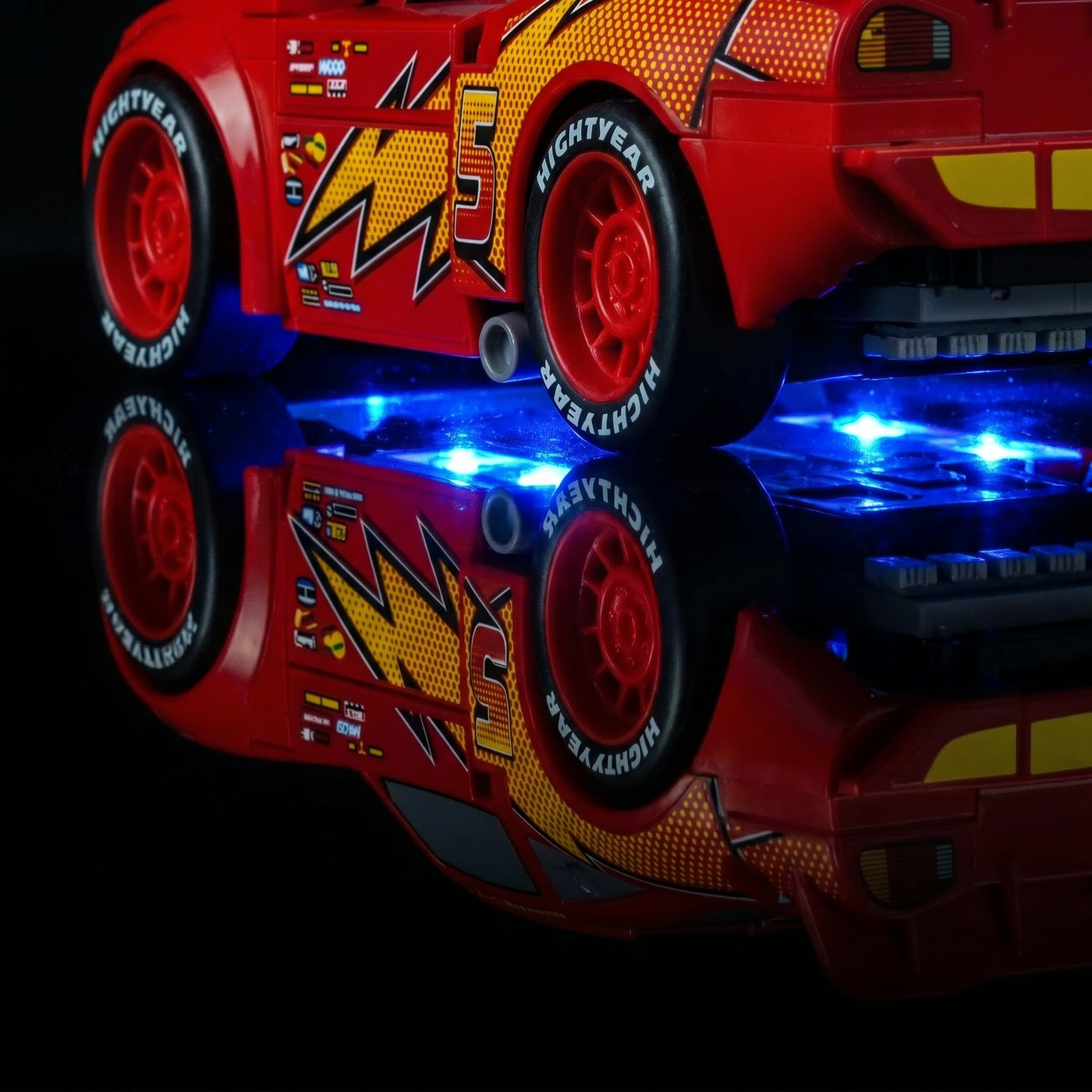 close-up of the LED lighting detail: Bright My Bricks light kit for LEGO® Disney Lightning McQueen #77255