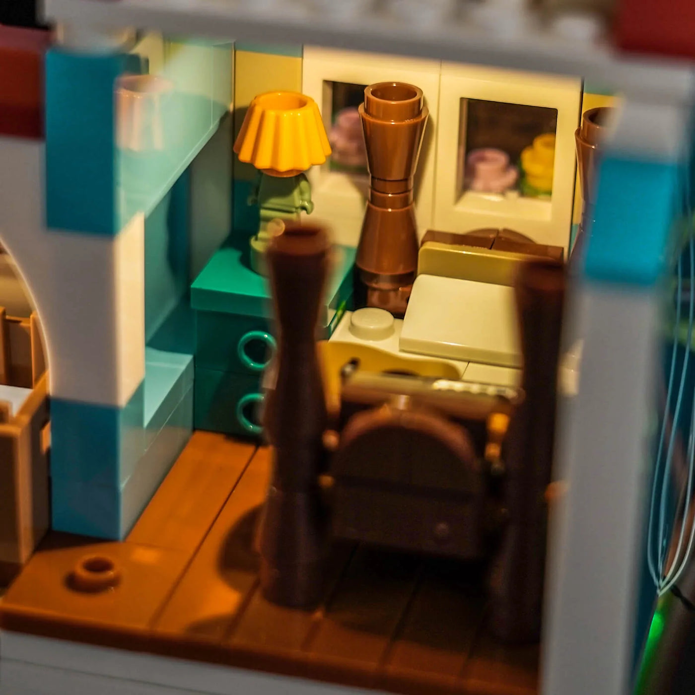 LEGO® Disney Lilo and Stitch Beach House #43268 LED strips and bricks detail, with the custom LED lighting