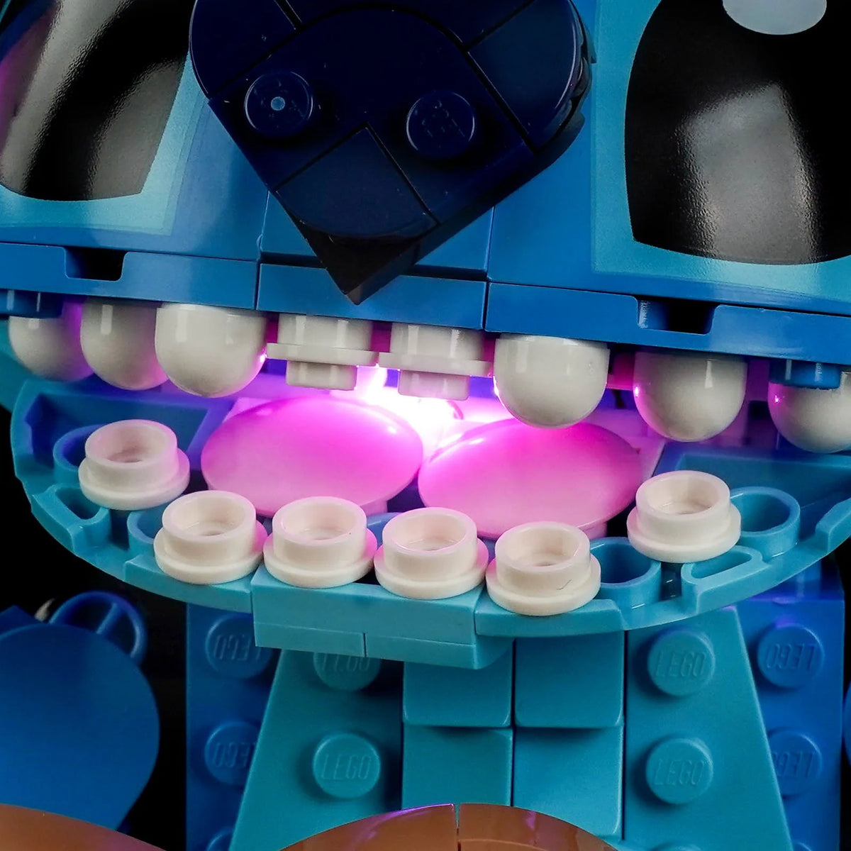 lighting effect on the build: Bright My Bricks light kit for LEGO® Disney Stitch and Scrump #43296