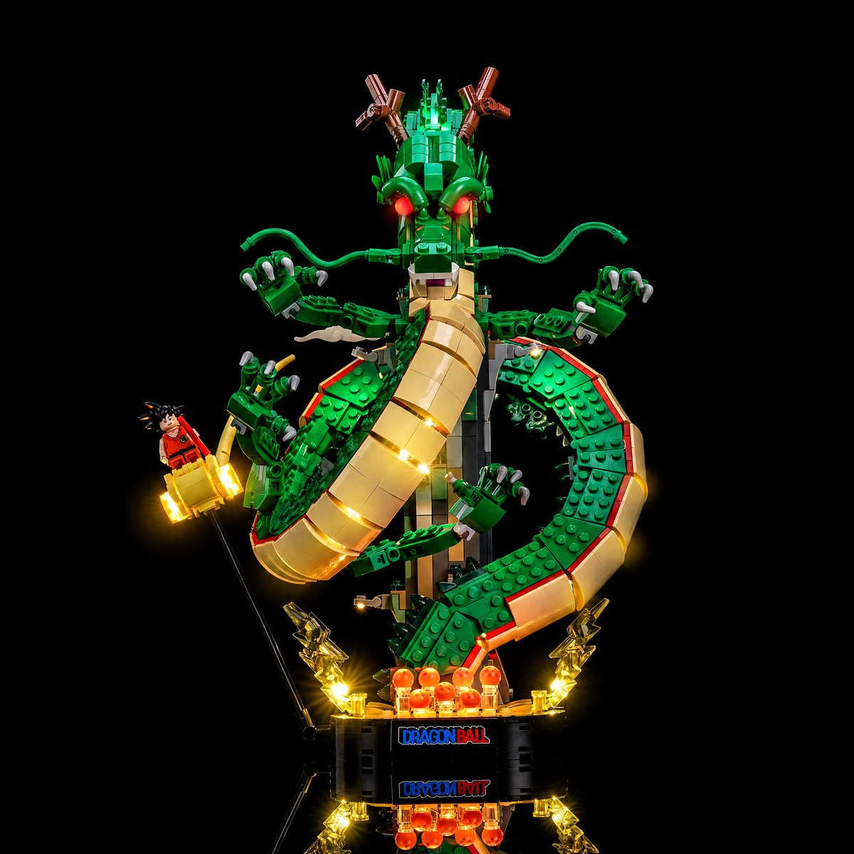 Front display showing the lit belly, Goku on the left and Dragon Balls below — LEGO® Dragon Ball: Shenron & Goku #11390, LED light kit