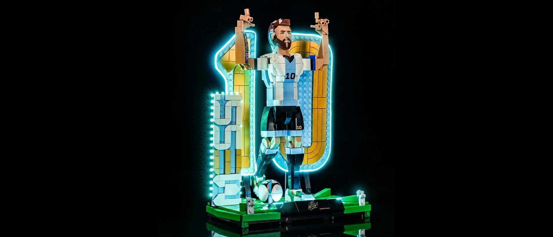 LED-Beleuchtungsset für LEGO® Lionel Messi – Fußballlegende #43015 — lit with the LED light kit