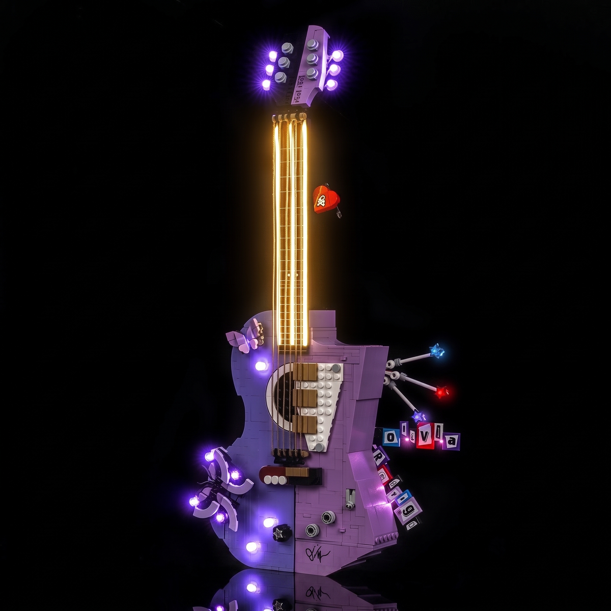 LED kit powered on: Bright My Bricks LED lighting kit for LEGO® Editions Olivia Rodrigo's Dual Guitar #43031