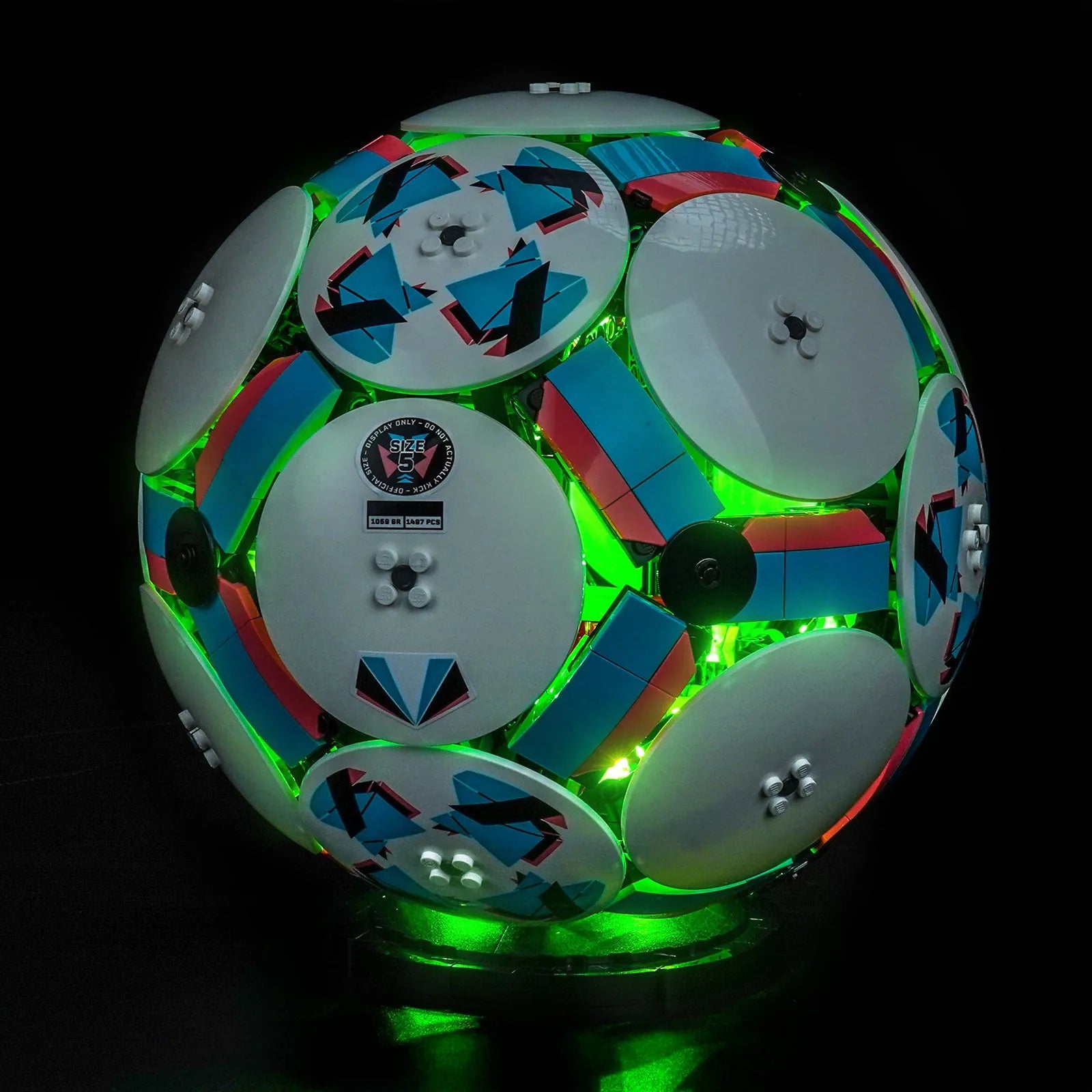 LEGO Editions Soccer Ball #43019 LED lighting detail