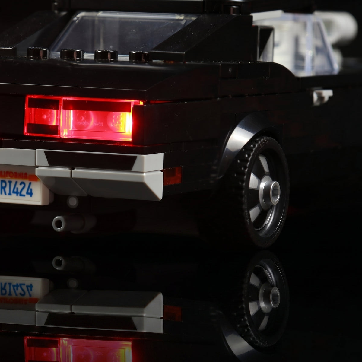 Bright My Bricks DIY LED light kit for LEGO® Fast & Furious 1970 Dodge Charger R/T #76912 — warm LED glow detail