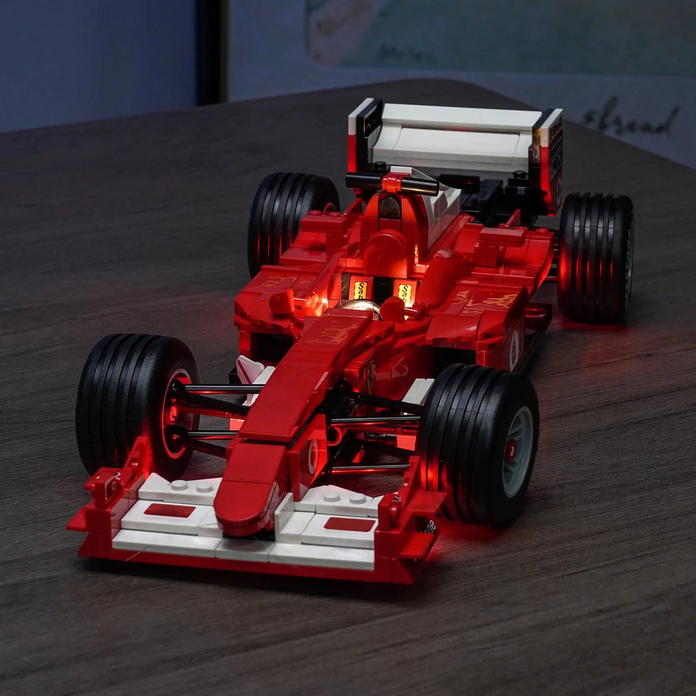 LED light kit for LEGO® Ferrari F2004 & Michael Schumacher #11375, LED kit powered on